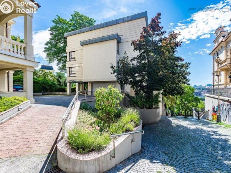 Pronájem bytu 4+KK Praha, Jana Masaryka č. 12