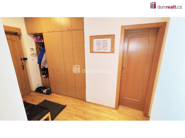 Rent apartment 3+1 Praha 10, Holandská č. 20
