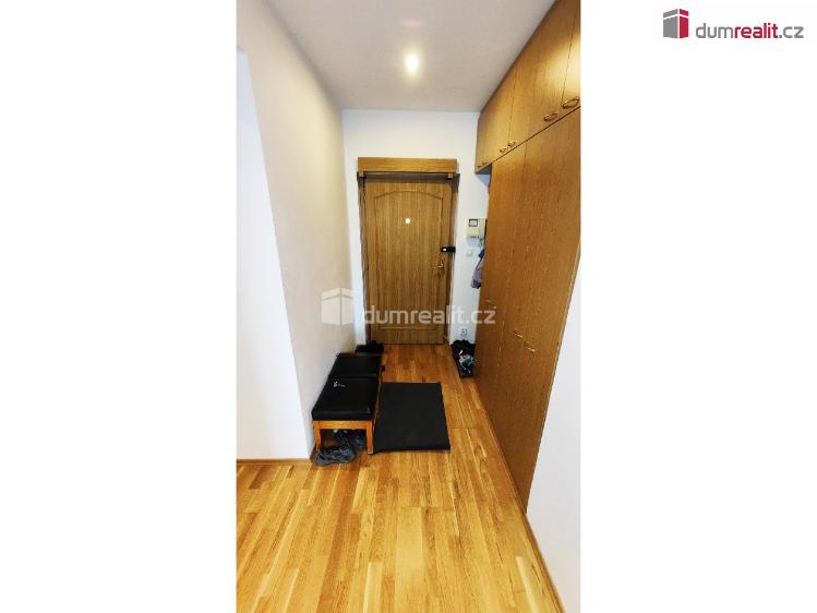 Rent apartment 3+1 Praha 10, Holandská č. 22
