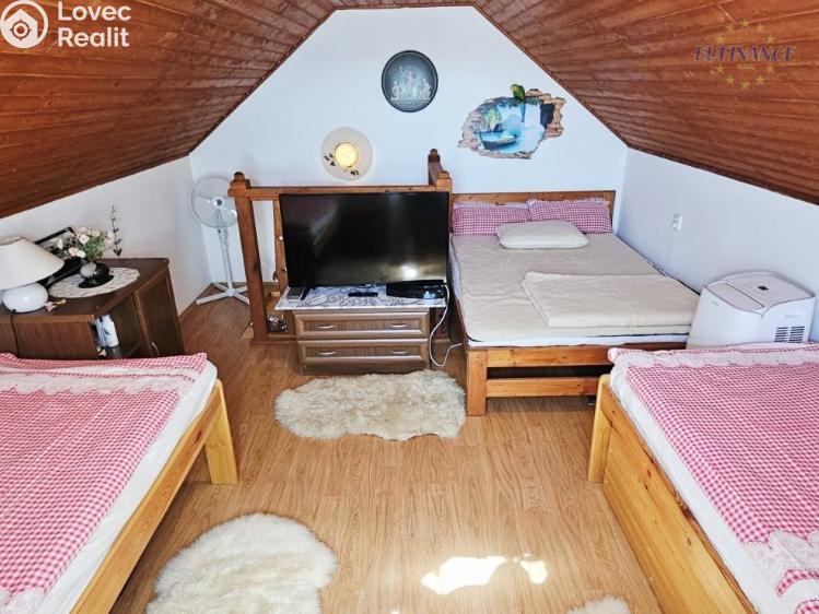 Prodej chaty Kralupy nad Vltavou, U Studánky č. 5