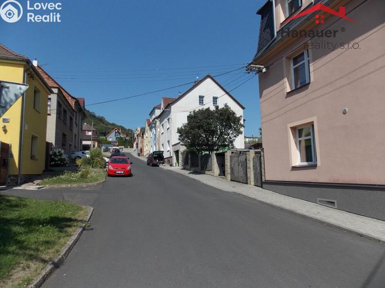 Prodej garáže Bystřany, Komenského č. 13