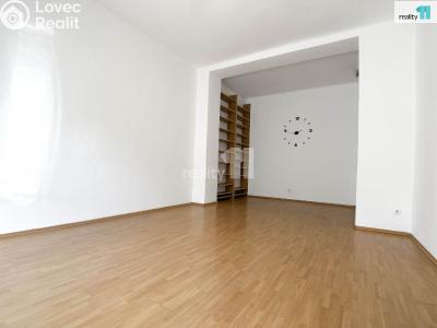 Pronájem bytu 2+1 Přerov, nám. Svobody č. 2