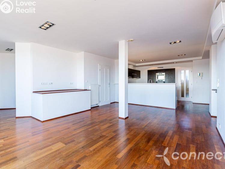 Продажа нестандартной квартиры Praha, Wuchterlova č. 23
