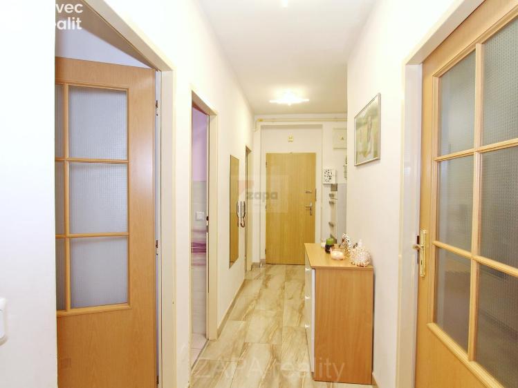 Prodej bytu 3+1 Hostivice, Za Zahradami 1400 č. 16