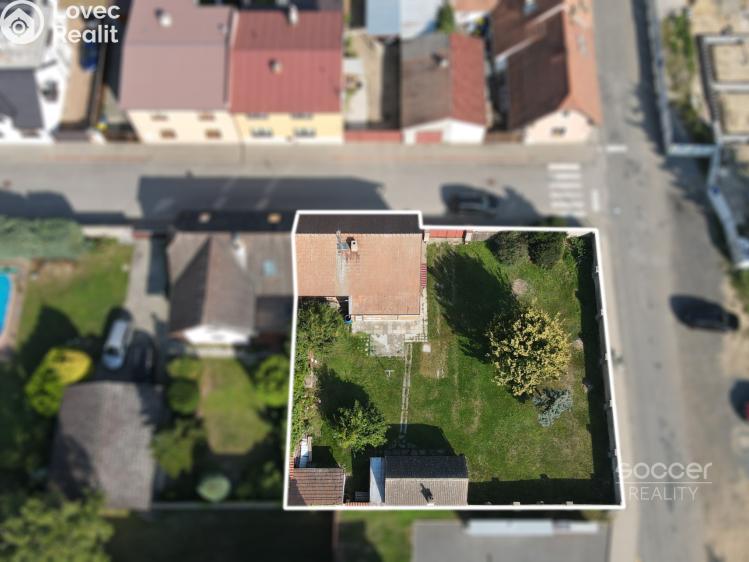 Pronájem kanceláře Jirny, Alšova č. 2