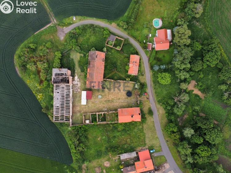 Prodej zemědělské usedlosti Krásný Dvůr č. 12