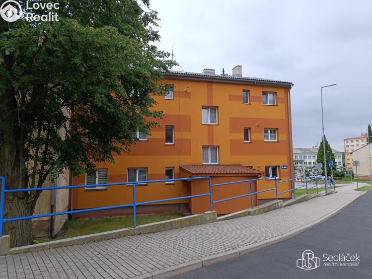 Оренда квартири 1+1 Habartov, Čs. armády č. 1