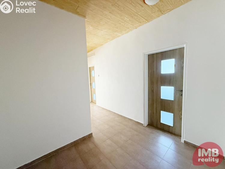 Prodej bytu 2+1 Nová Role, Tovární č. 14