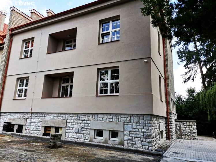 Pronájem bytu 2+KK Sušice, Hrádecká 493 č. 21