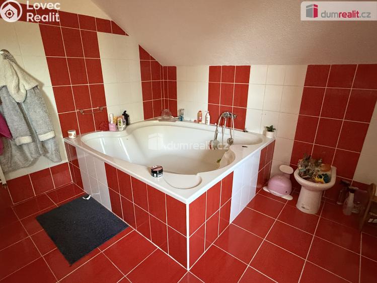 Prodej rodinného domu Tři Sekery č. 33