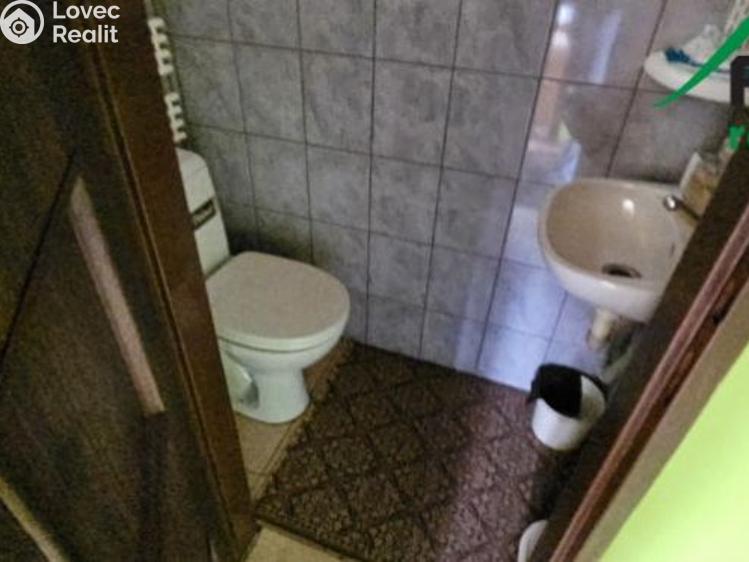 Prodej chaty Kořen, Kořen č. 8