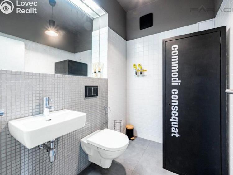 Pronájem bytu 3+KK Praha, Na Maninách č. 18