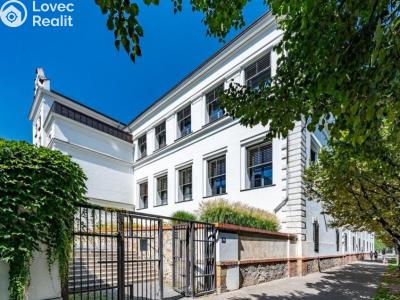 Rent apartment 3+KK Praha, Na Maninách č. 3