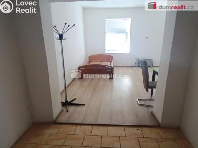Pronájem bytu 1+KK Děčín, Divišova č. 6