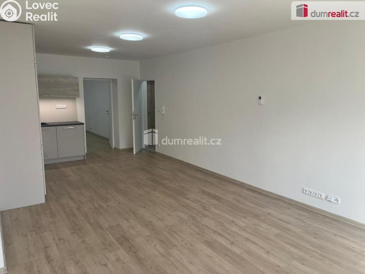 Оренда квартири 2+KK Zlín, Sadová č. 5