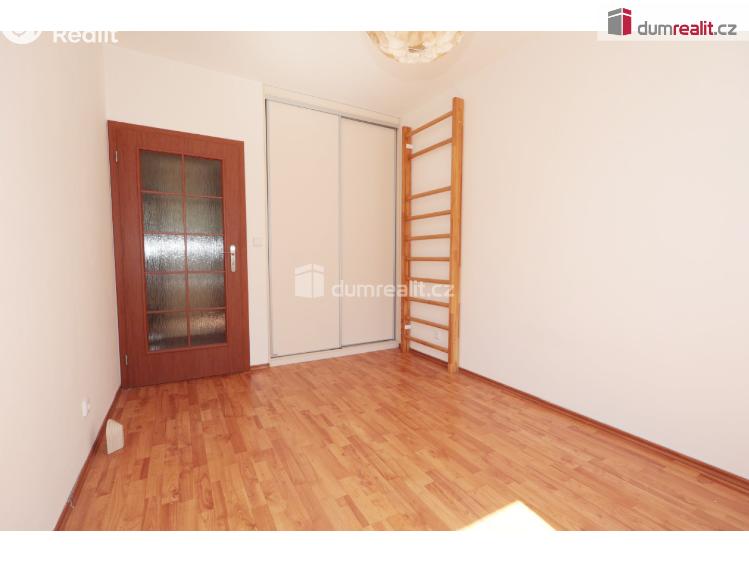 Rent apartment 2+KK Praha 8, Ke Stírce č. 13