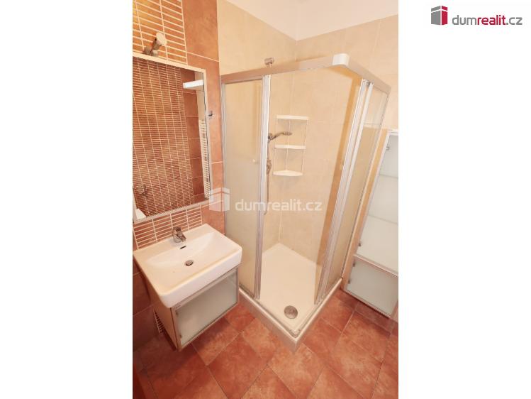Rent apartment 2+KK Praha 8, Ke Stírce č. 17
