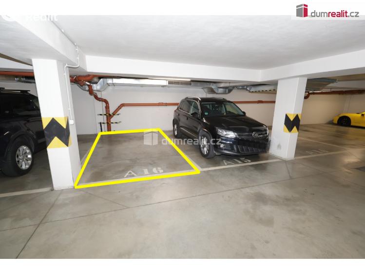 Rent apartment 2+KK Praha 8, Ke Stírce č. 22