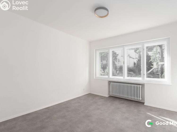 Pronájem bytu 2+1 Zlín, B. Němcové 368 č. 11