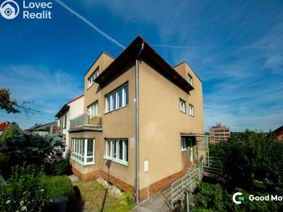 Rent apartment 2+1 Zlín, B. Němcové 368 č. 17