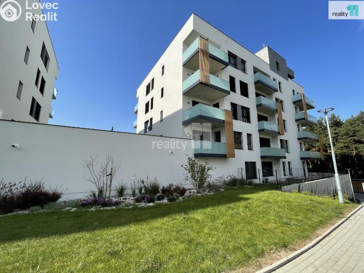 Продаж квартири 2+KK Praha 10, Azzoniho č. 18
