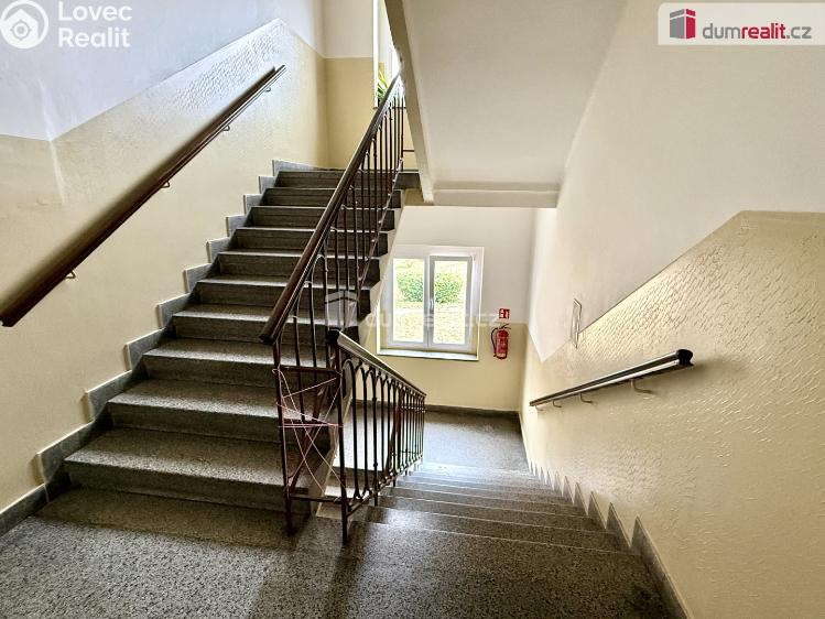 Pronájem bytu 2+KK Ústí nad Labem, Střekovské nábřeží č. 11