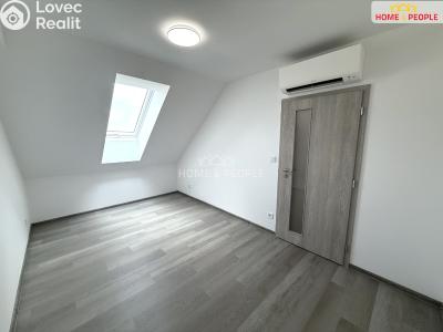 Pronájem bytu 2+KK Město Touškov, Čemínská č. 4