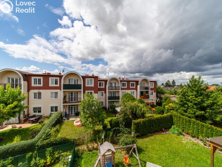Sale apartment 1+KK Vestec, Okružní č. 12