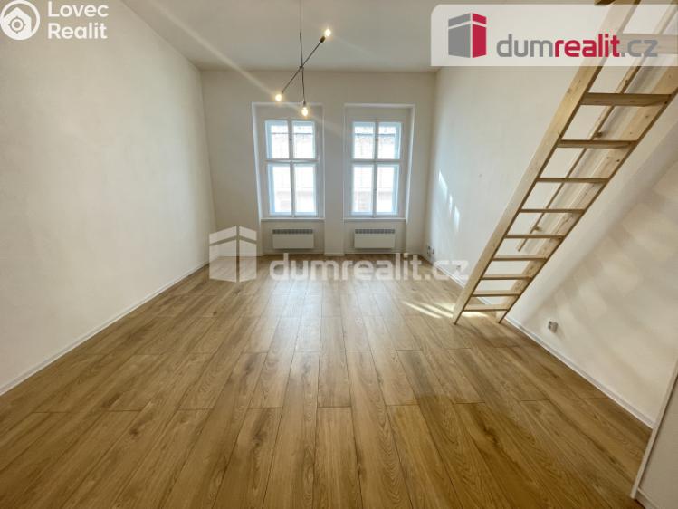Pronájem bytu 1+KK Praha 5, Na Valentince č. 7
