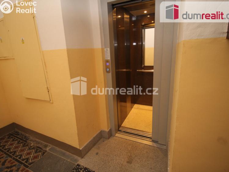 Pronájem bytu 2+1 Mariánské Lázně, Hlavní třída č. 14