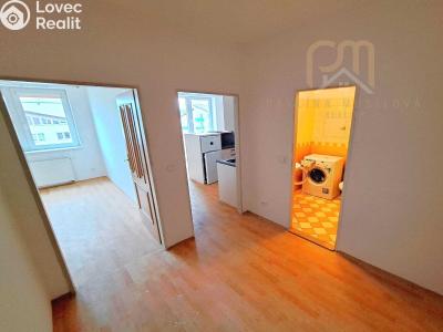 Pronájem bytu 2+KK České Budějovice, Dubenská č. 3