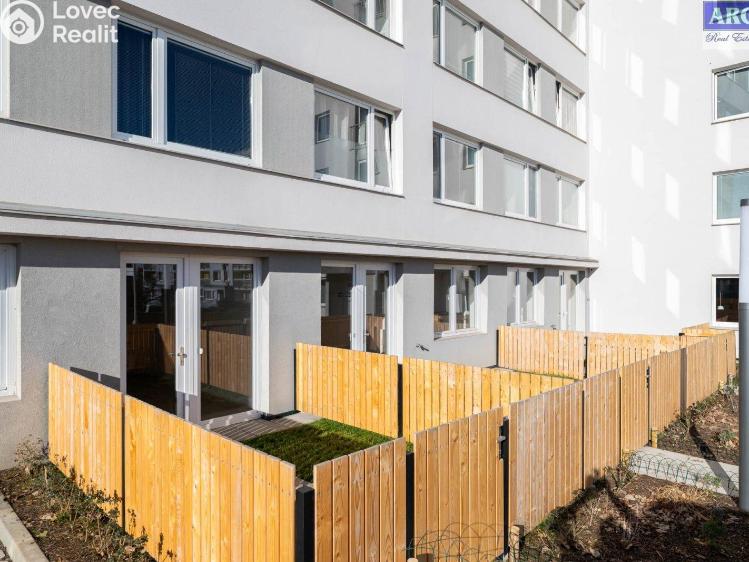 Prodej kanceláře Praha č. 13