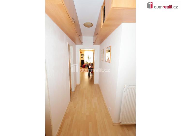 Prodej bytu 3+KK Praha-Zbraslav, Pelzova č. 21