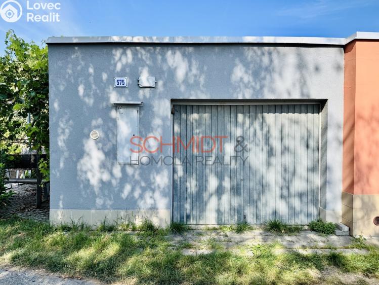Sale garage Hustopeče, Javorová 295 č. 1