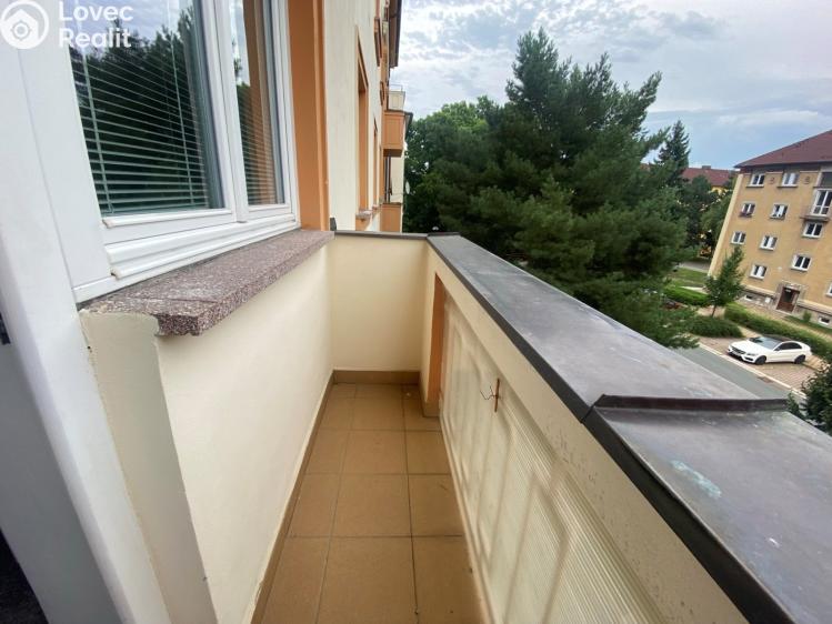 Pronájem bytu 2+1 Pardubice, Jilemnického 2216 č. 11