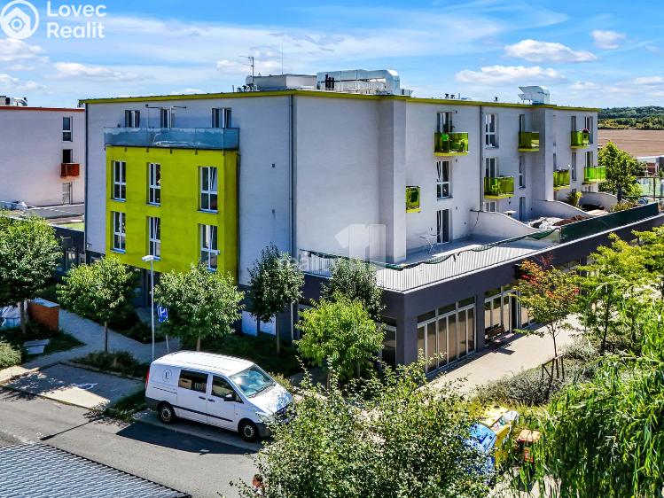 Sale apartment 3+KK Jesenice, Cedrová č. 5