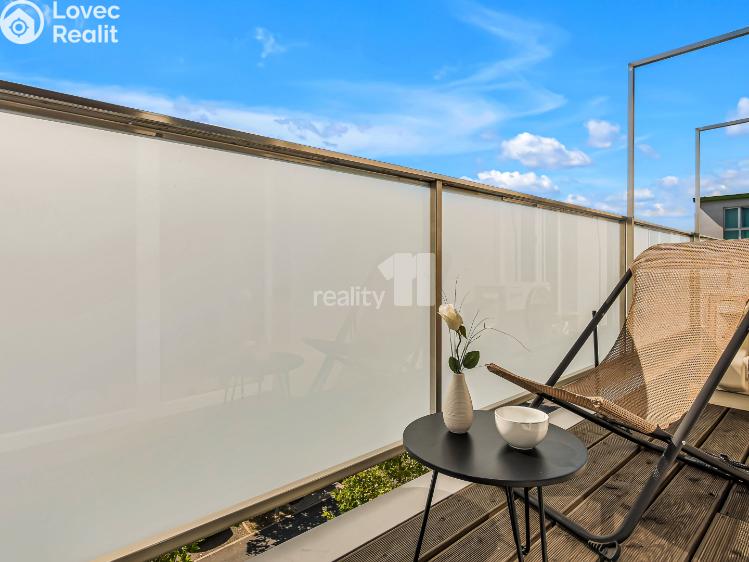 Sale apartment 3+KK Jesenice, Cedrová č. 10