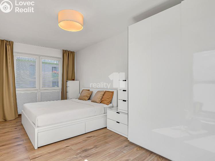 Sale apartment 3+KK Jesenice, Cedrová č. 13