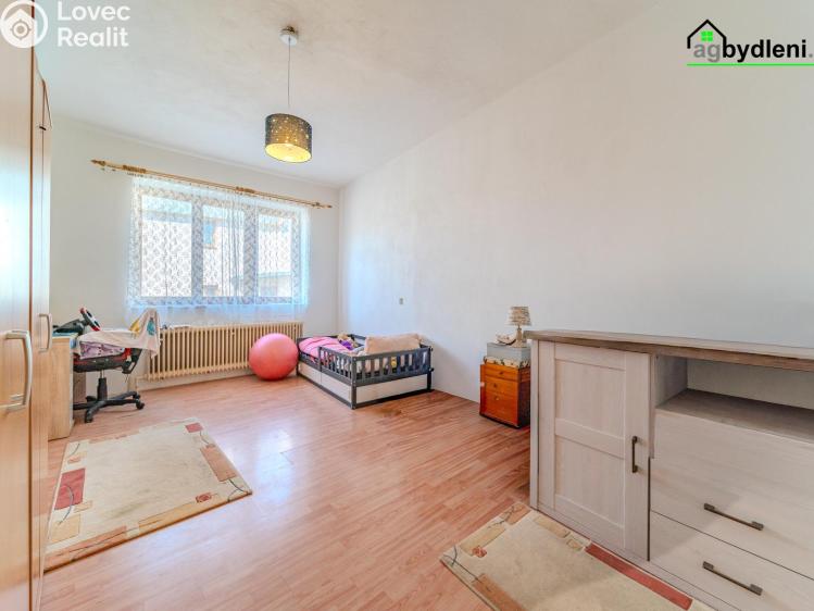 Sale apartment 3+1 Nýrsko, Petra Bezruče 172 č. 5