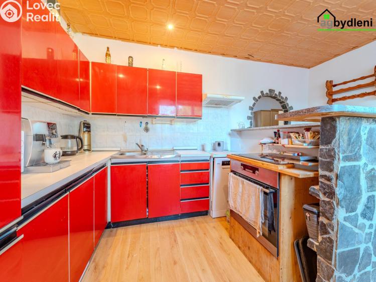 Sale apartment 3+1 Nýrsko, Petra Bezruče 172 č. 8