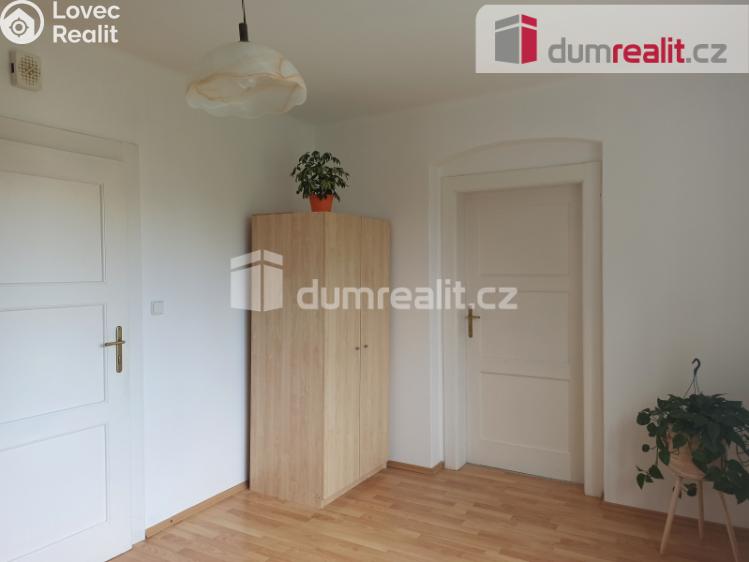 Pronájem bytu 1+1 Karlovy Vary, Lesní č. 9