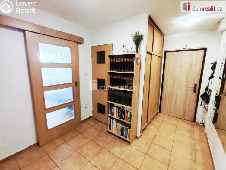 Sale apartment 3+1 Lysá nad Labem, Na Vysoké mezi č. 22