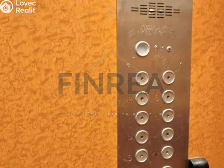 Sale apartment 2+1 Chomutov, Kamenná č. 8