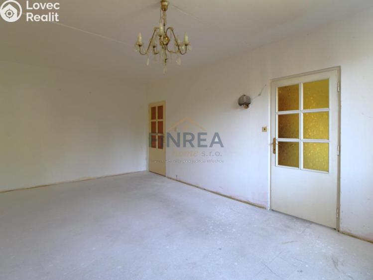 Sale apartment 2+1 Chomutov, Kamenná č. 14