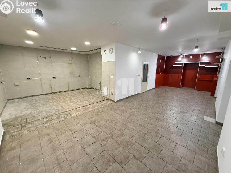 Pronájem obchodního prostoru Ledeč nad Sázavou, Husovo náměstí č. 2