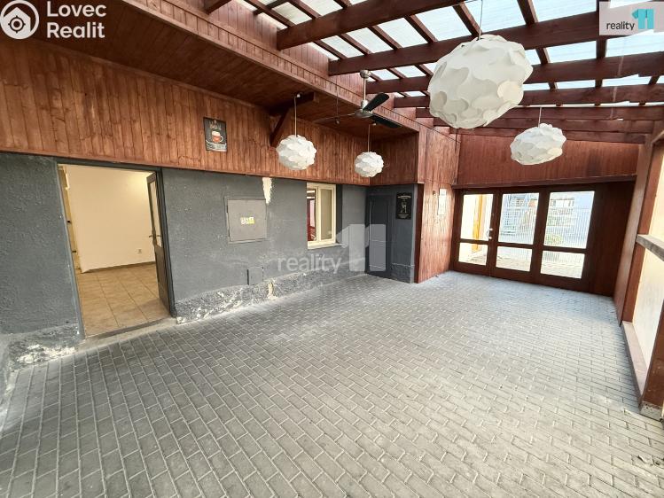 Pronájem obchodního prostoru Ledeč nad Sázavou, Husovo náměstí č. 11
