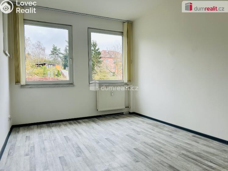 Pronájem bytu 2+KK Bukovany č. 8