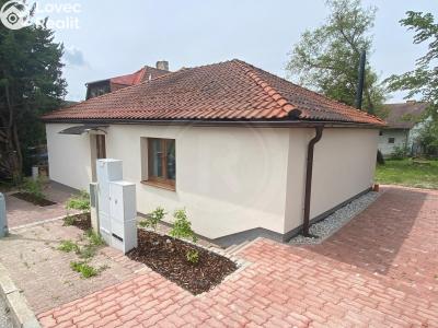 Pronájem rodinného domu Hrdějovice, Těšínská 554 č. 1