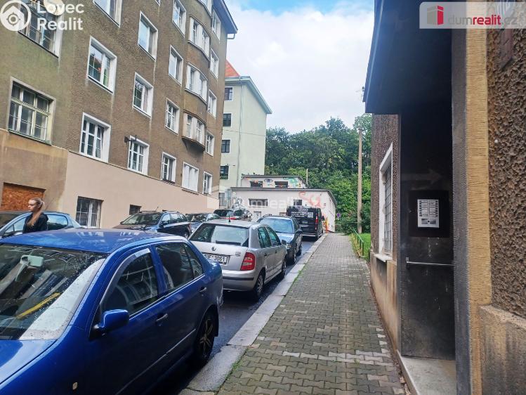 Pronájem bytu 1+KK Děčín, Zámecká č. 11