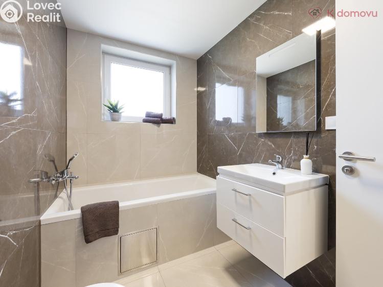 Prodej bytu 3+KK Praha, Na Baních 1616 č. 9